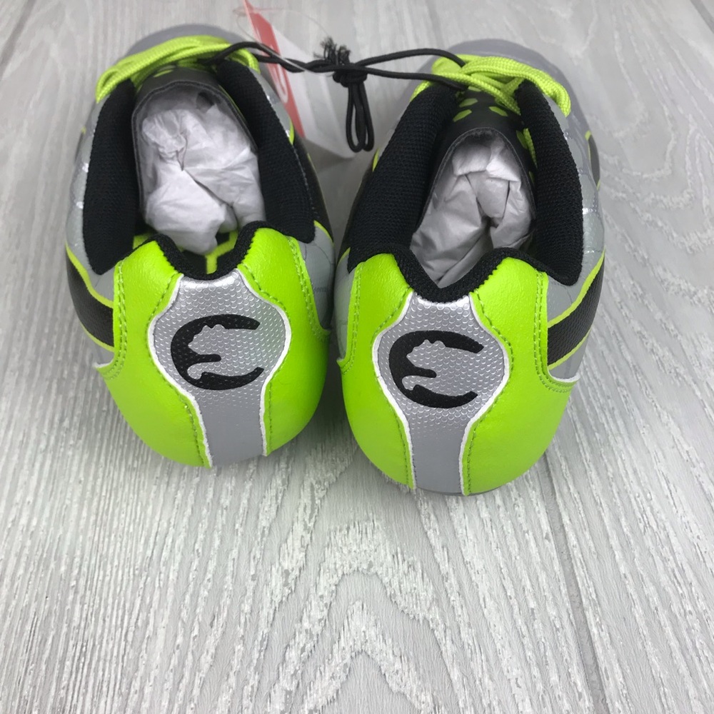 PUMA procat youth equalizer soccer cleats - Picture 4 of 6